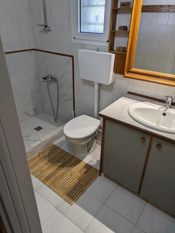 Sea View Roof Garden Apartment Kiáton Екстериор снимка