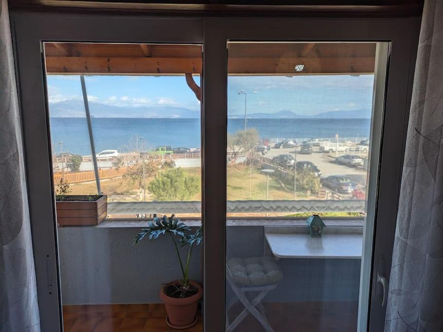Sea View Roof Garden Apartment Kiáton Екстериор снимка