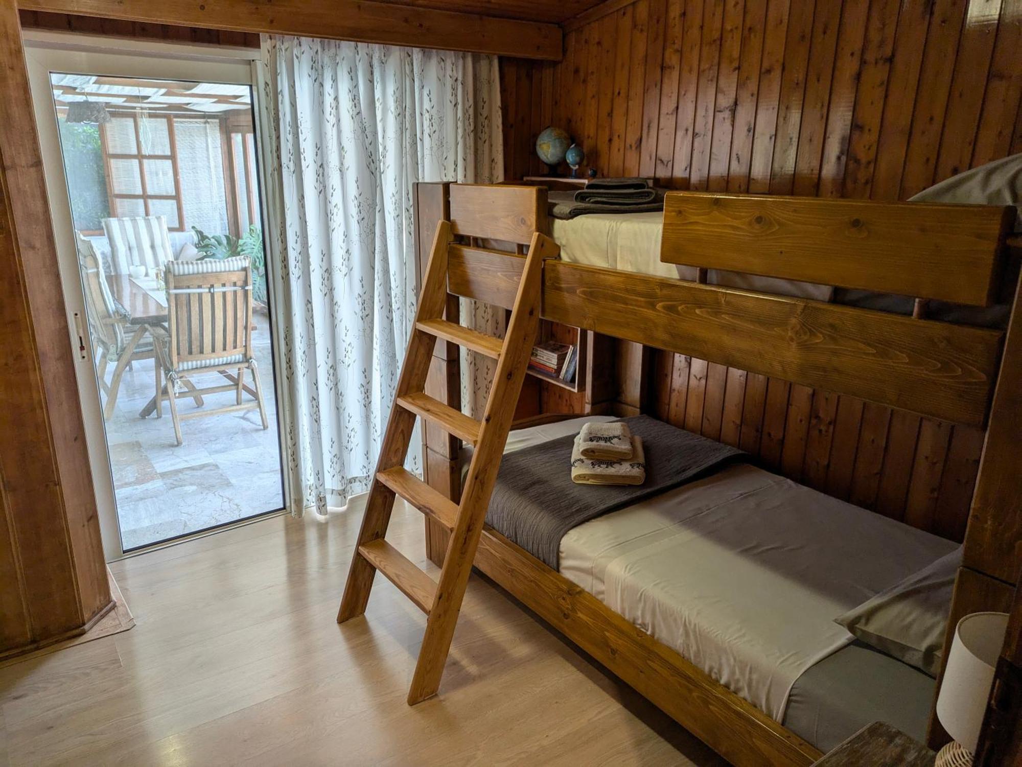 Sea View Roof Garden Apartment Kiáton Екстериор снимка
